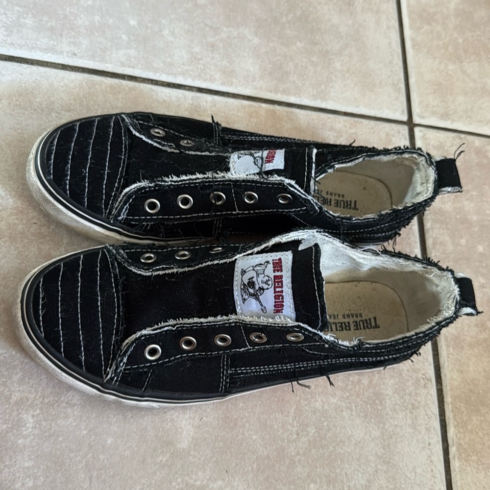 Black True Religion slip on sneakers